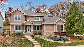 2449 Salem Heights Ln SW, Rochester, MN 55902