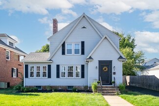 98 Pinehurst Rd, Holyoke, MA 01040