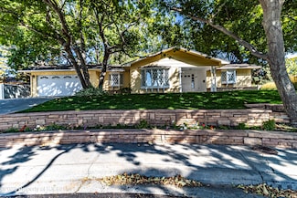 3007 Northwood Cir, Farmington, NM 87401