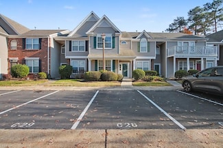 682 Windbrook Cir, Newport News, VA 23602