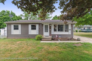 823 Linden St, Charlotte, MI 48813