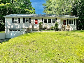 80 Murlyn Rd, Hamden, CT 06518