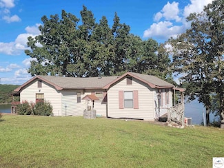 30643 Rosey Ln, Edwards, MO 65326