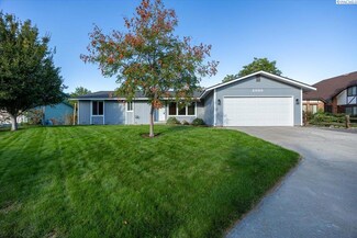 2025 Pheasant Ln, West Richland, WA 99353
