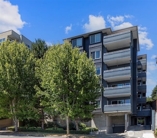 3112 SW Avalon Way Unit 102, Seattle, WA 98126