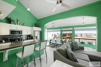 1323 Harbor Island Dr, Port Isabel, TX 78578
