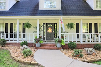 6311 Country Ln, Pine Bluff, AR 71603