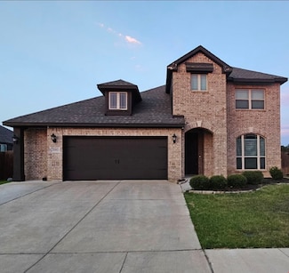 2000 Maplewood Dr, Glenn Heights, TX 75154