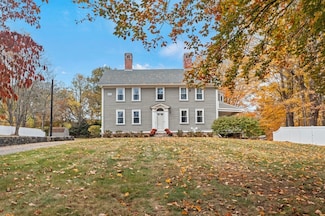 1037 Washington St, Holliston, MA 01746