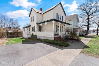 30 Andrews St, Saratoga Springs, NY 12866