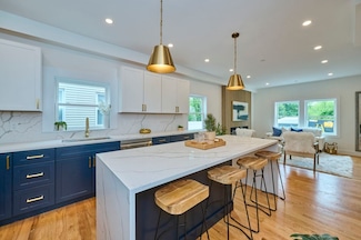 18 Belknap St Unit 3, Arlington, MA 02474
