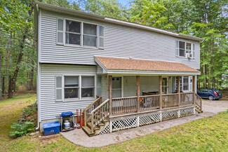 698 Wire Rd, Wells, ME 04090