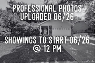 126 Asilomar Ct, Ballwin, MO 63021