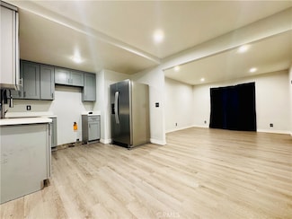 323 W 47th Place, Los Angeles, CA 90037