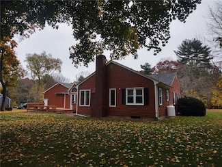 44 Sykes Rd, Seekonk, MA 02771