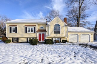 172 Liberty Bell Cir, East Weymouth, MA 02189