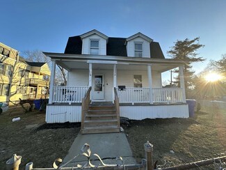 87 Oak Grove Ave, Springfield, MA 01109