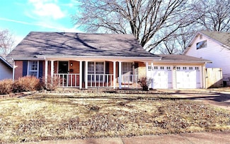 180 Birchlawn Dr, Florissant, MO 63033