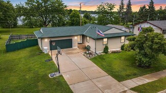 514 1st Ave NW, Chisholm, MN 55719