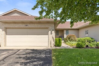 1001 Amber Ridge Dr SW, Byron Center, MI 49315