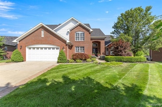 24065 Timber Creek Ln, Flat Rock, MI 48134