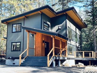 7400 Miller Way, Glacier, WA 98244