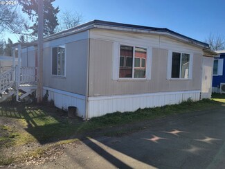 12726 SE Division St Unit 33, Portland, OR 97236