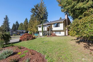 700 NW Fairwood Way, Bremerton, WA 98311