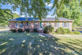 11210 Celtic Rd, Chesterfield, VA 23838