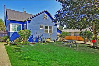8426 54th Ave S, Seattle, WA 98118