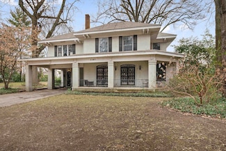 2383 S Strathmore Cir, Memphis, TN 38112