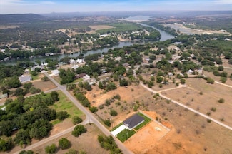 223 Timberline Dr, Burnet, TX 78611