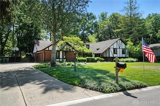 9534 Pheasant Wood Trail, Dayton, OH 45458