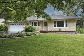625 Park St, East Dundee, IL 60118