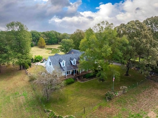 1172 Reid Hooker N, Eads, TN 38028