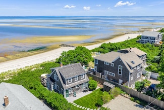 240 Robbins Hill Rd, Brewster, MA 02631