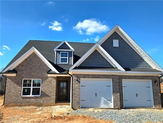 119 Jasper Ct, King, NC 27021