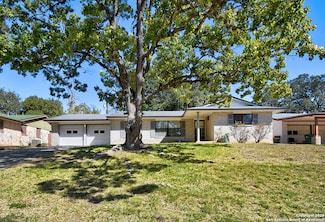 323 Shin Oak Dr, Live Oak, TX 78233