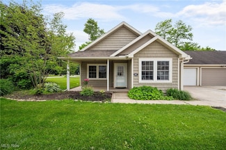 3031 Logan Ln Unit 1, Rock Creek, OH 44084