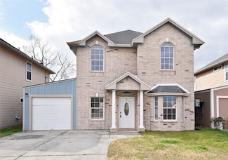 1675 Hugh Rd Unit B, Houston, TX 77067