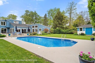 33 Kings Rd, Little Silver, NJ 07739