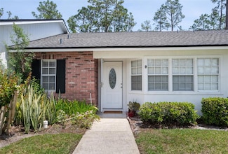 9 Kings Colony Ct N, Palm Coast, FL 32137