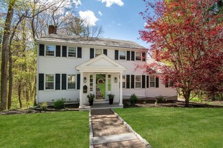 14 Minuteman Rd, Hingham, MA 02043