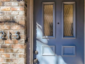 1404 Norwalk Ln Unit 213, Austin, TX 78703