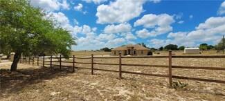 357 Big Oak Dr, Adkins, TX 78101