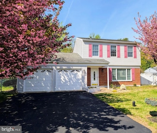 3337 Glendale Dr, Bensalem, PA 19020