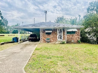 2213 Dennison St, Little Rock, AR 72202