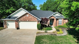 5002 N Laramie Trail, Rogers, AR 72756