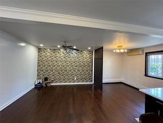 16233 76th Rd, Fresh Meadows, NY 11366