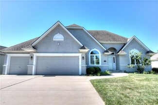 2209 NW 82nd Ct, Kansas City, MO 64151